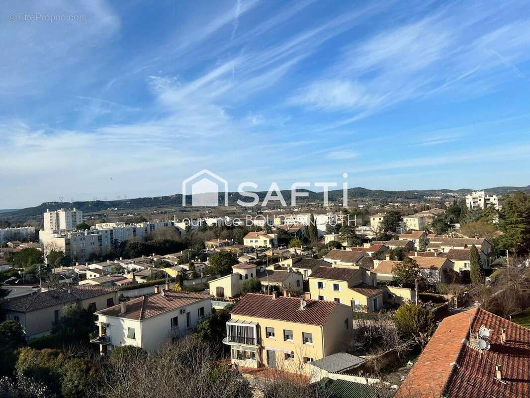 Photo 8 - Appartement à BAGNOLS-SUR-CEZE