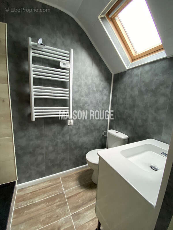 PLOUEZEC  Maison en pierre 103 m² Jardin 2360 m² - photo 11