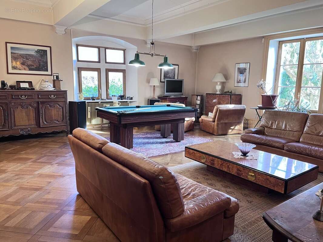 Maison à BELLEGARDE-SUR-VALSERINE