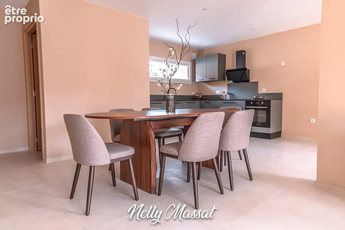 Maison à vendre 5 pièces CHAPAREILLAN (38) - Maison de village 160 M2 - - photo 2