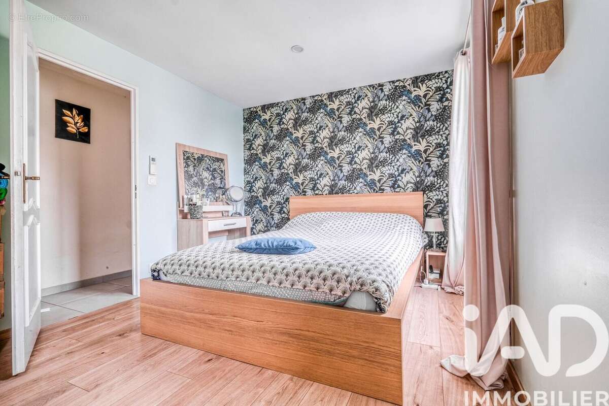 Photo 5 - Maison à PEROY-LES-GOMBRIES