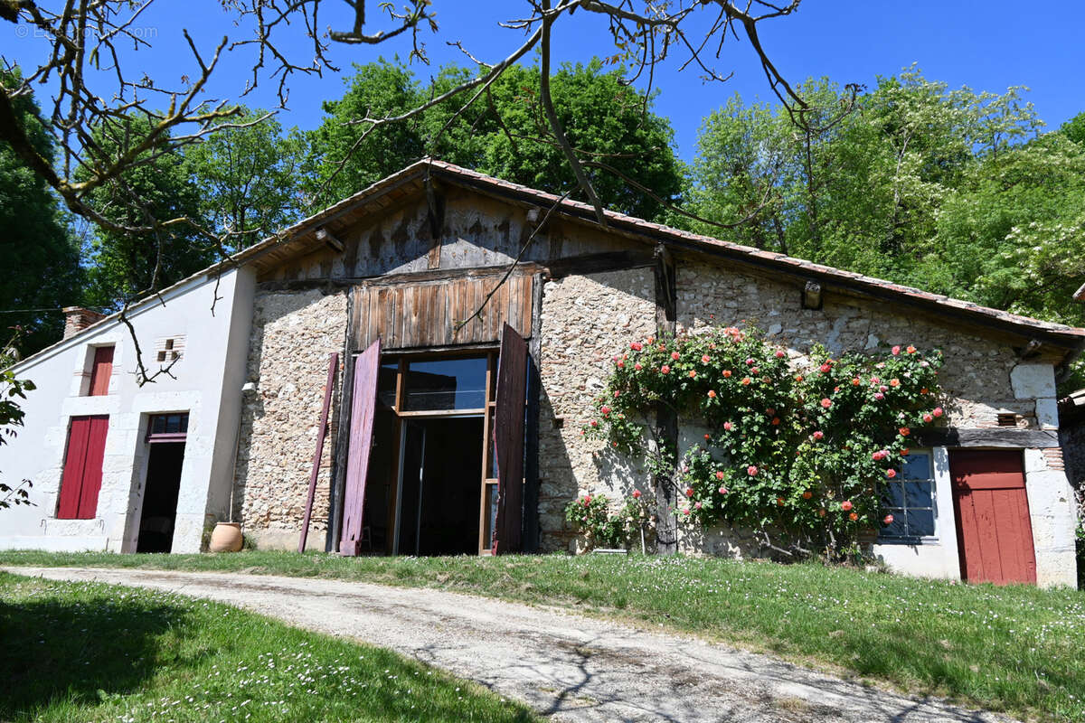 Maison à CASTELMORON-SUR-LOT