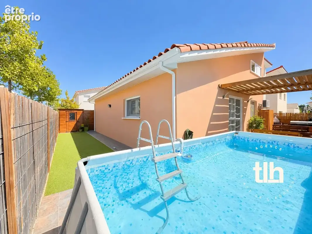 Maison 5 pièces 97 m² à vendre à Saint-Bres (34670) - photo 2