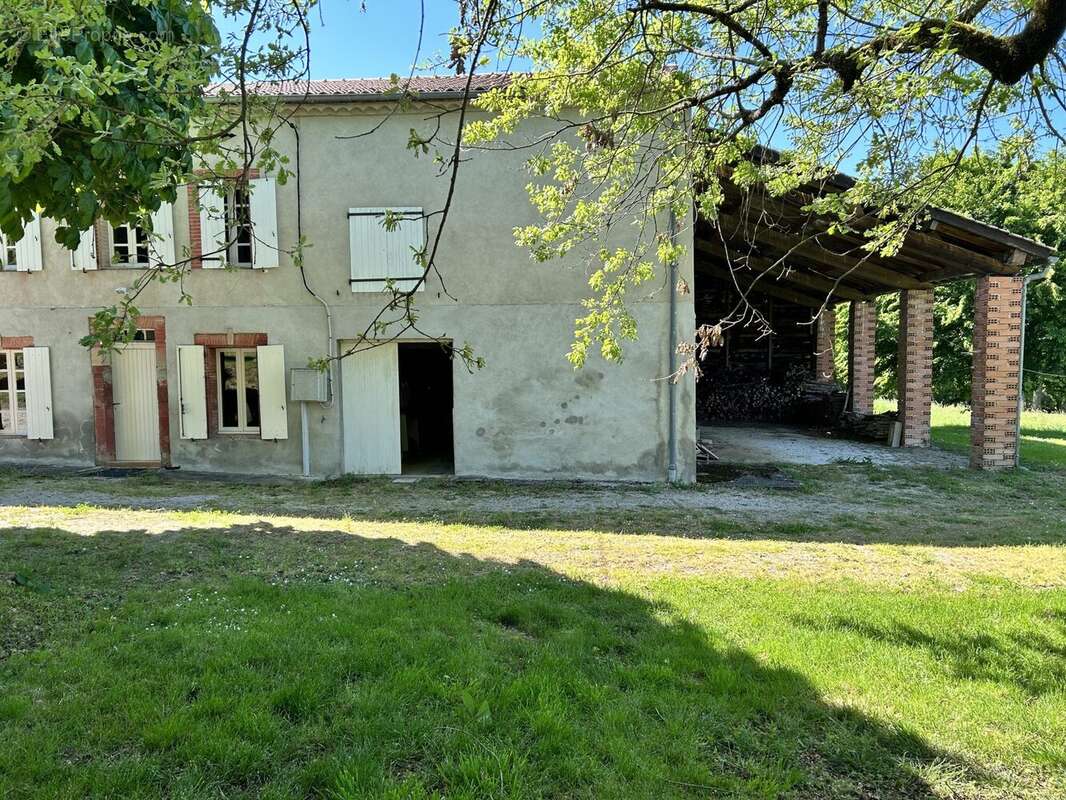 Maison 137 m² à Puylaurens  - photo 4