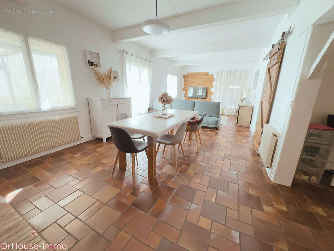 Maison à LE PORGE
