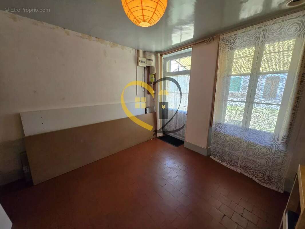 À vendre – Maison de village à Humbligny (18250) - photo 23