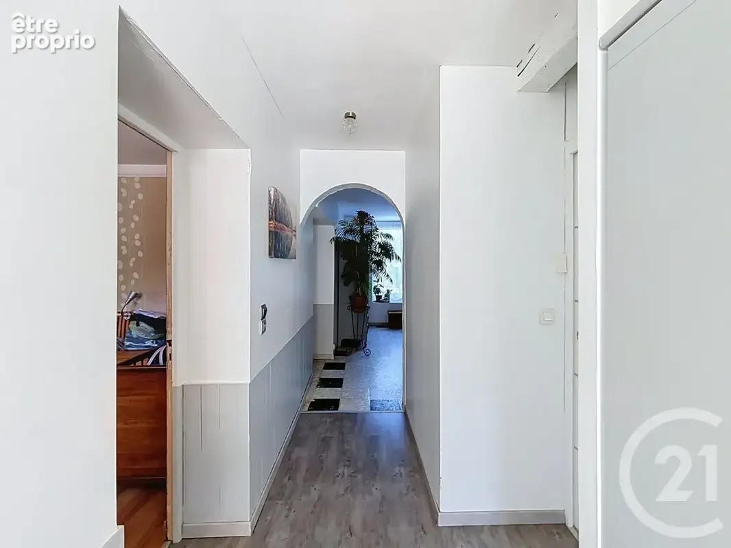 Maison 6 pièces 291 m² à vendre à Plessis-Saint-Jean (89140) - photo 5