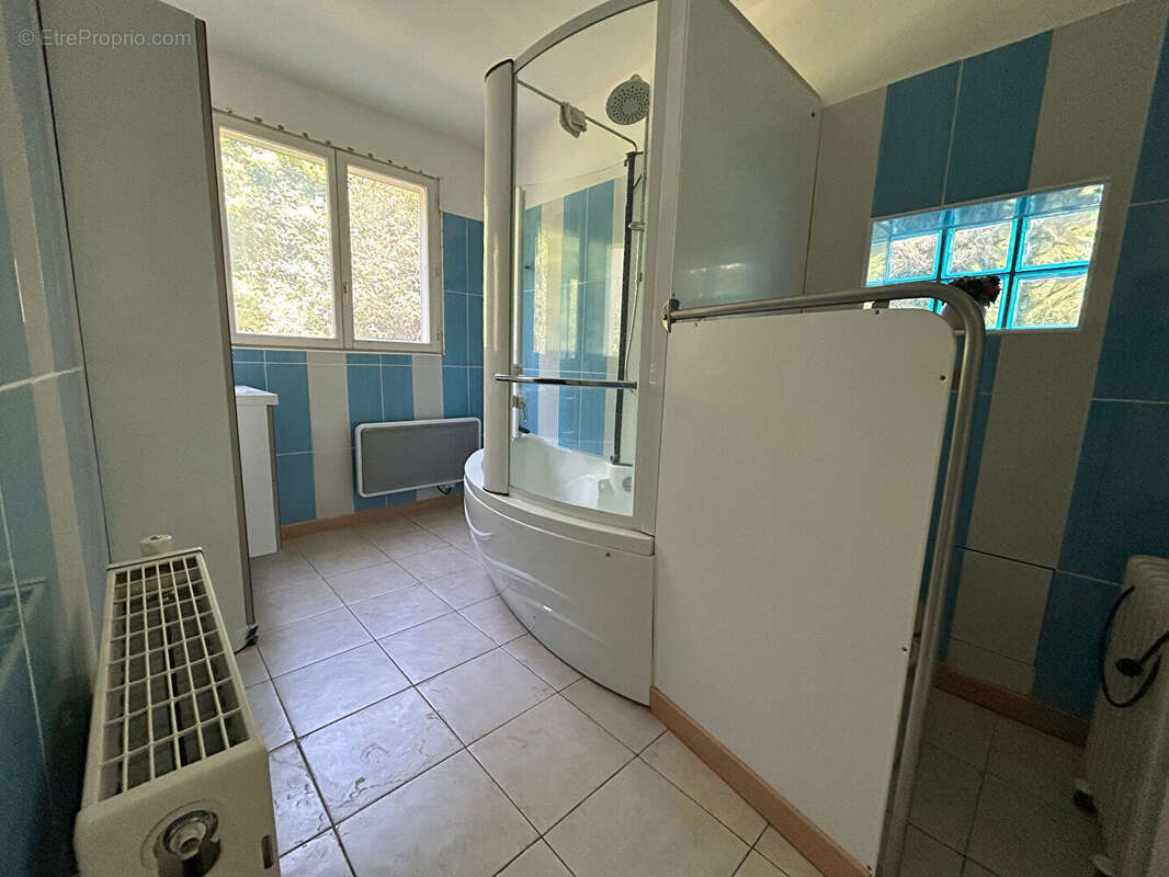 Maison à SAINT-EVARZEC