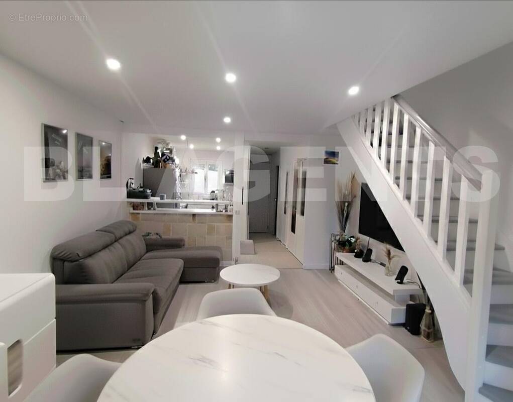 IMG_20251114_230957 (002) - Maison à DAMMARTIN-EN-GOELE