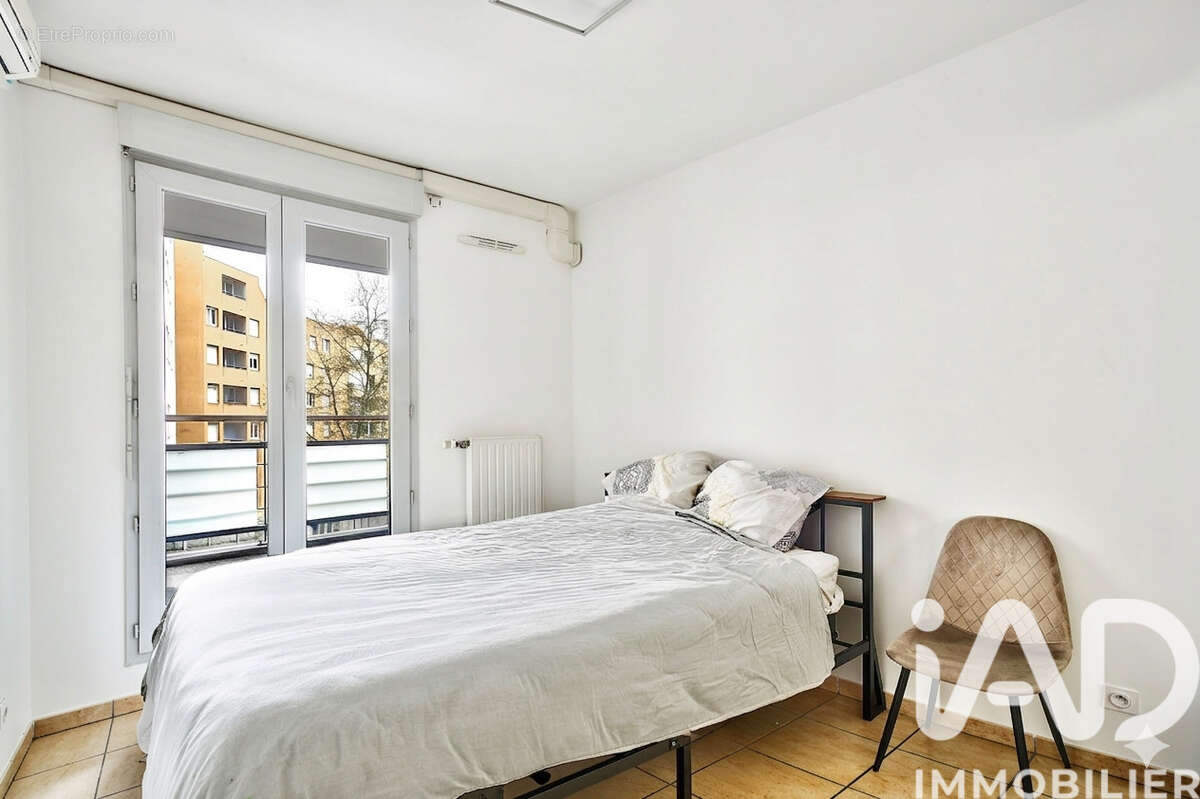 Photo 9 - Appartement à CALUIRE-ET-CUIRE