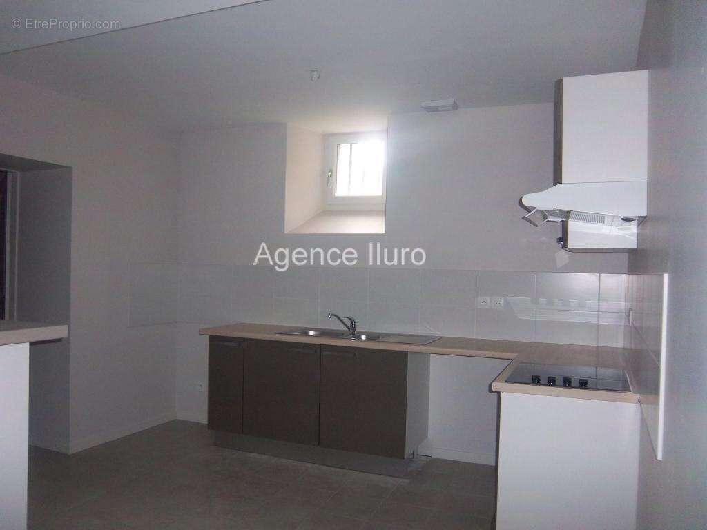 100_2468 - Appartement à OLORON-SAINTE-MARIE