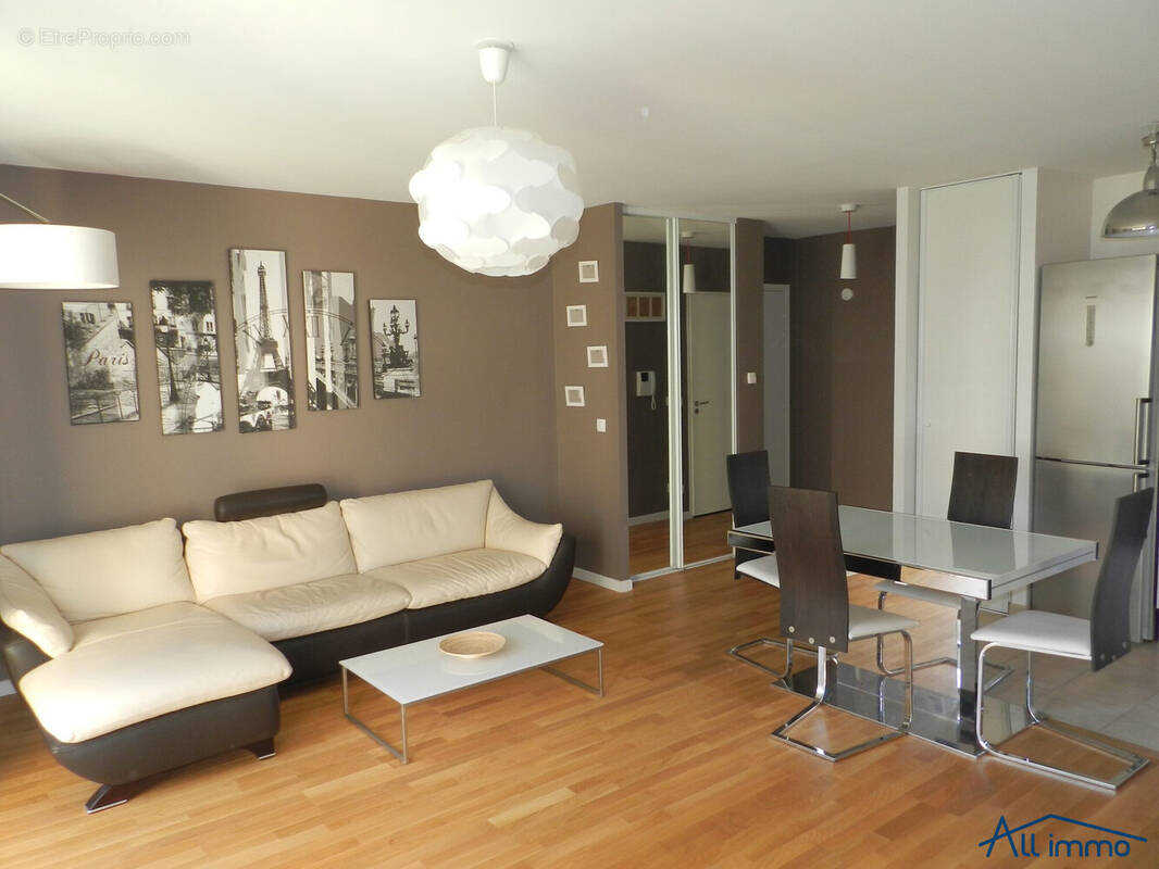 Appartement à NOGENT-SUR-MARNE