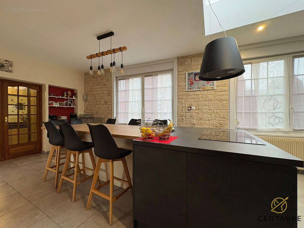 Maison à LYS-LEZ-LANNOY