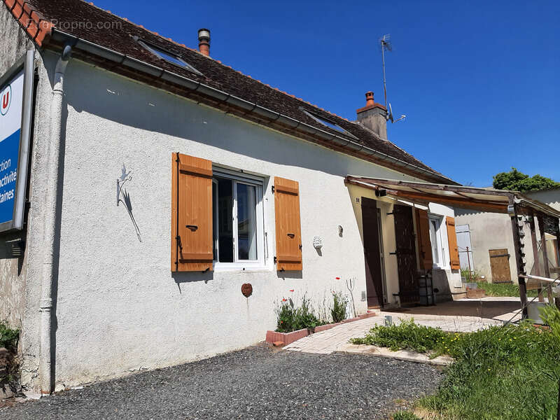Maison à GUEUGNON