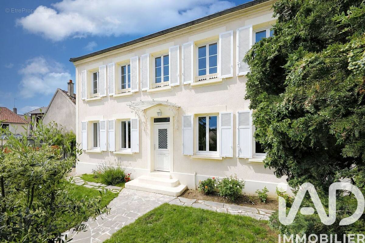 Photo 1 - Maison à VAUX-LE-PENIL