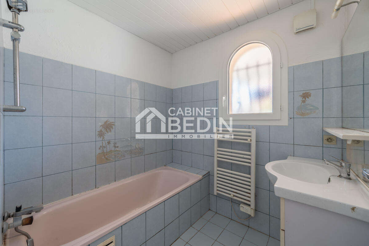 Maison 66 m² à Andernos-Les-Bains  - photo 2