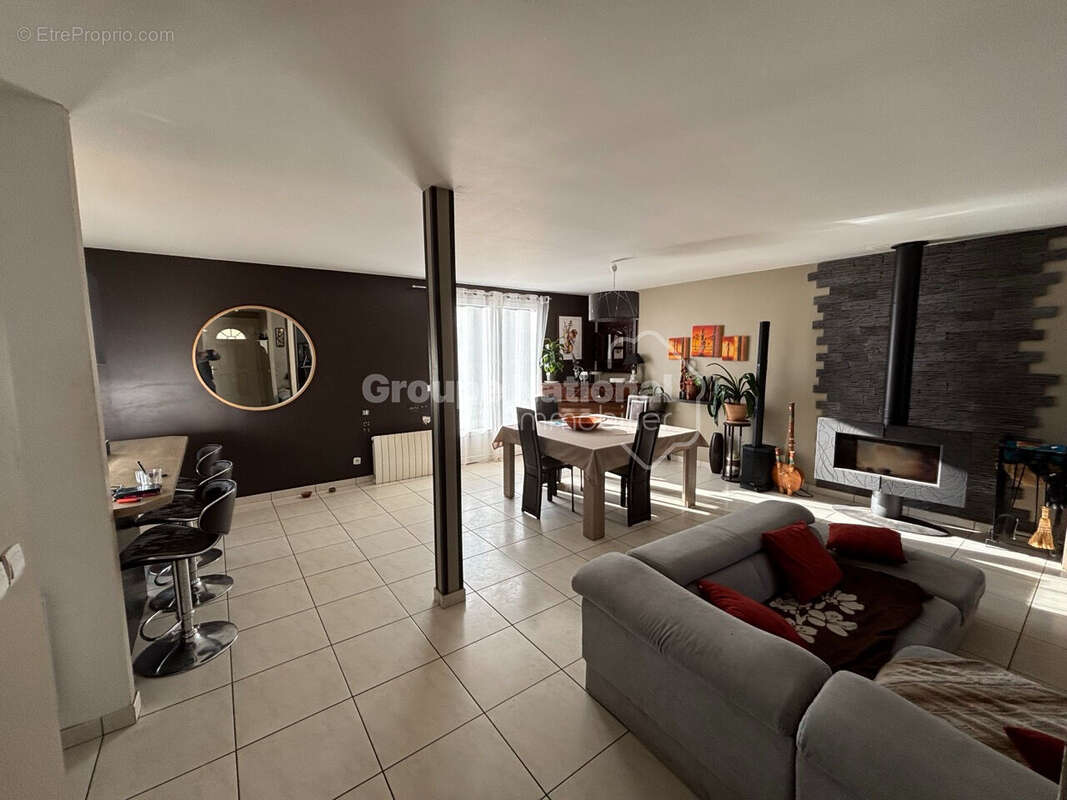 Maison à PIERREFONDS