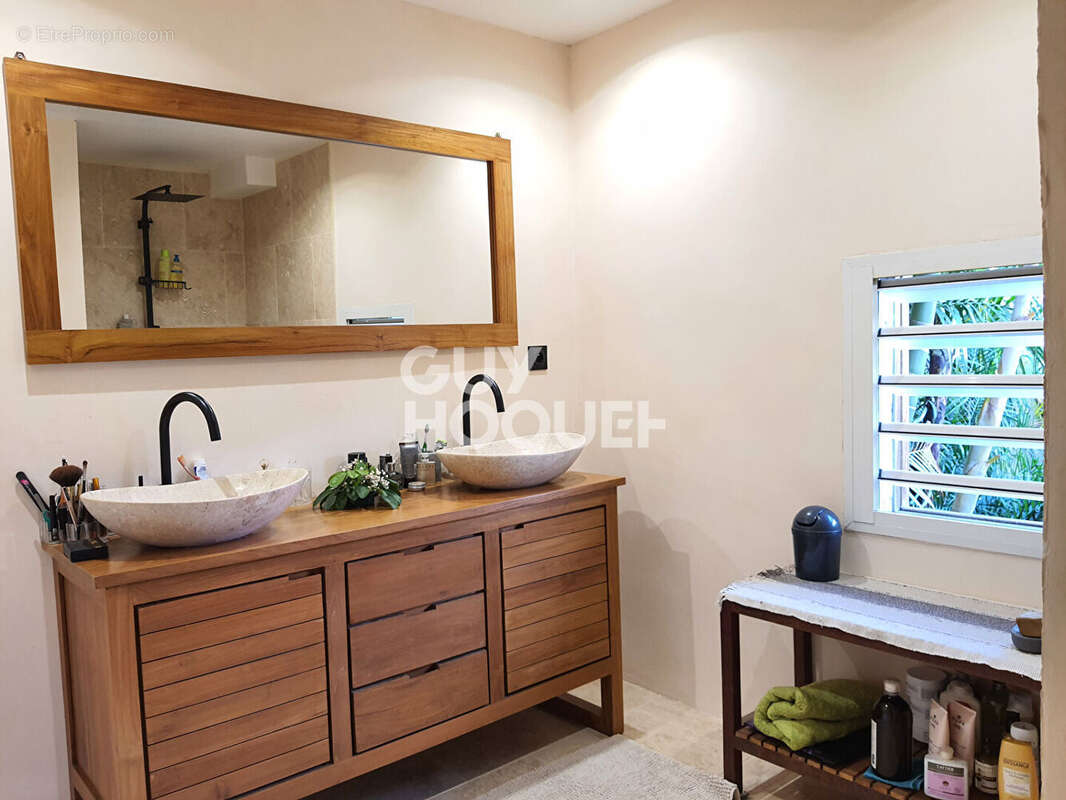 Maison à SAINT-PIERRE