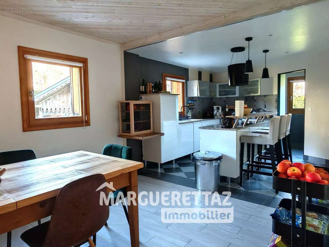 Appartement à VIUZ-EN-SALLAZ