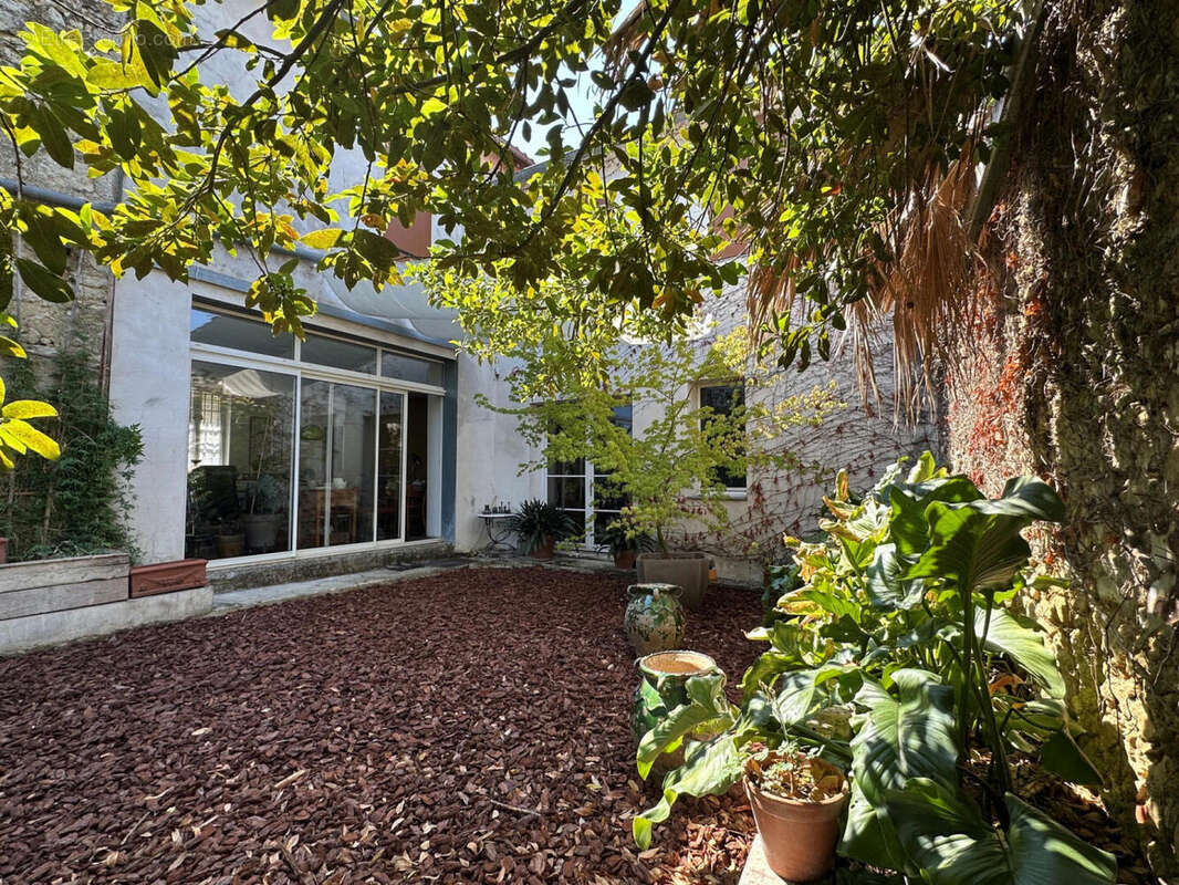 à vendre Vic Fezensac maison de ville avec jardin  - Maison à VIC-FEZENSAC