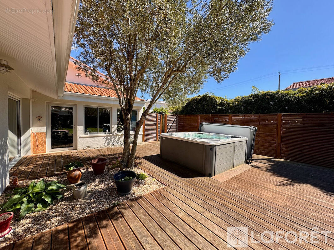 Maison à GUJAN-MESTRAS