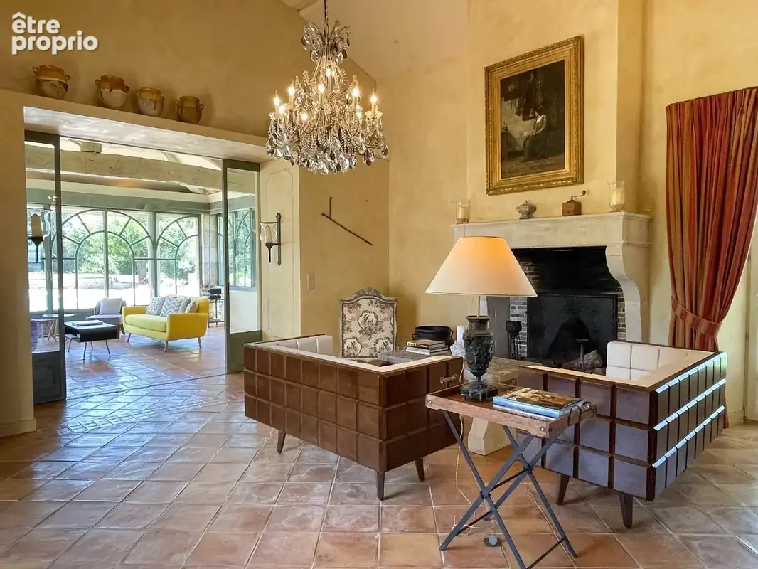 Une propriété de caractère superbement restaurée, avec vues panoramiques - photo 9