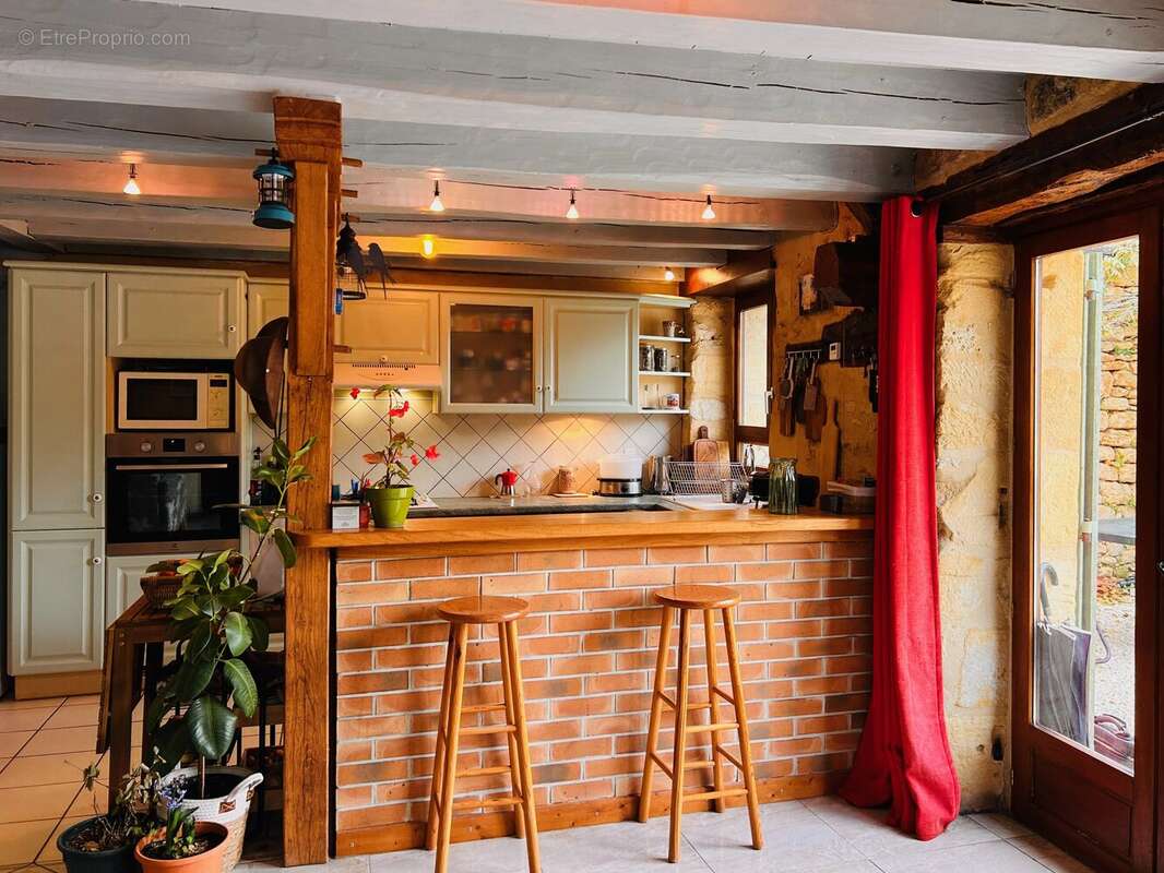 Maison à GOURDON