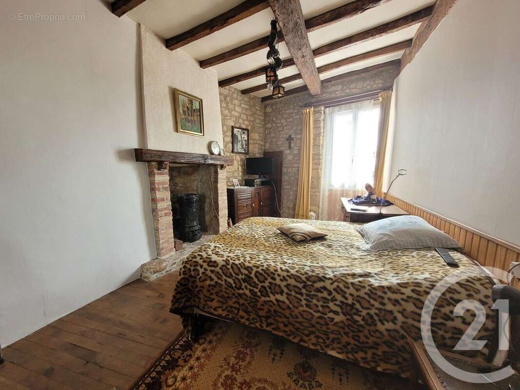 Maison 81 m² à Puycelci  - photo 7