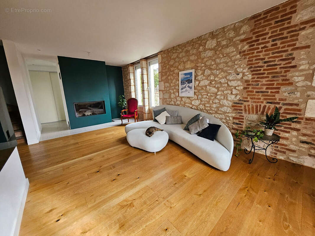 Magnifique maison de ville en Pierre - photo 5