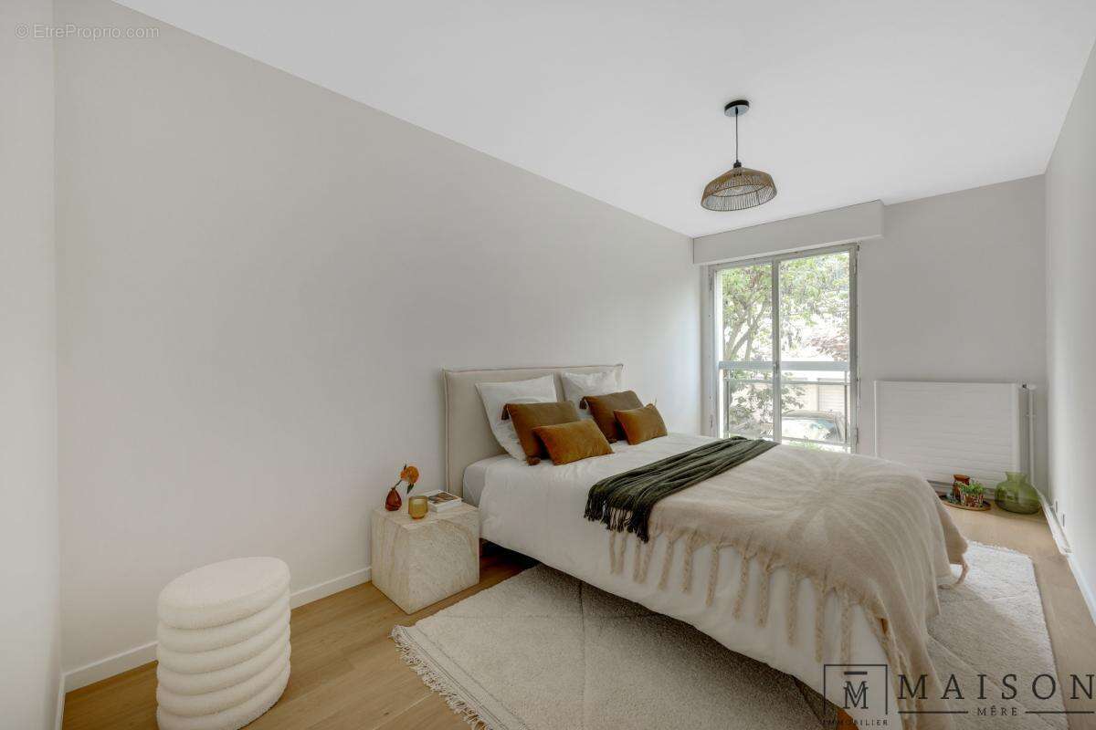 Appartement à SURESNES