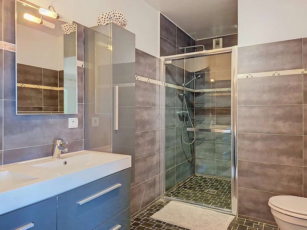 Vente apt-villa avec vue panoramique, jardin privatif et piscine - photo 10