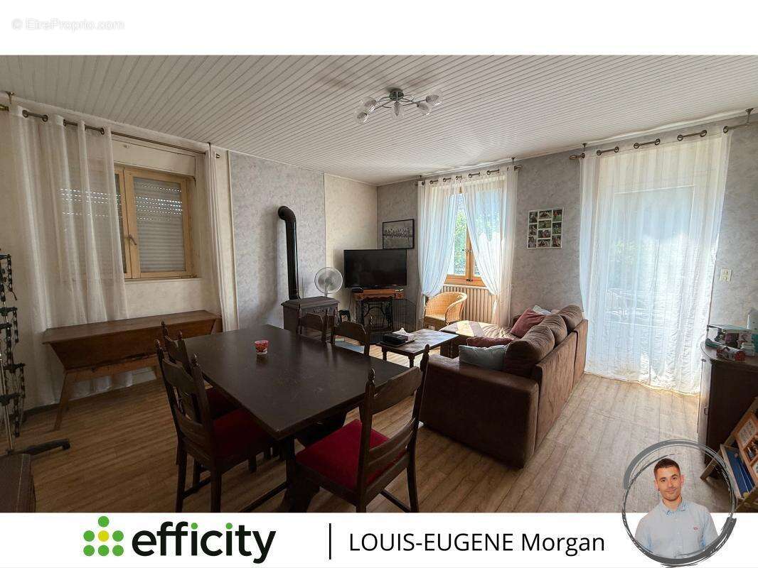 Maison à JAUNAY-CLAN