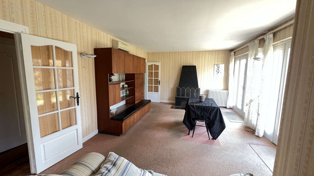 Maison à LA FERTE-ALAIS