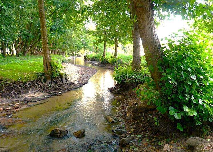 Maison à CASTELJALOUX