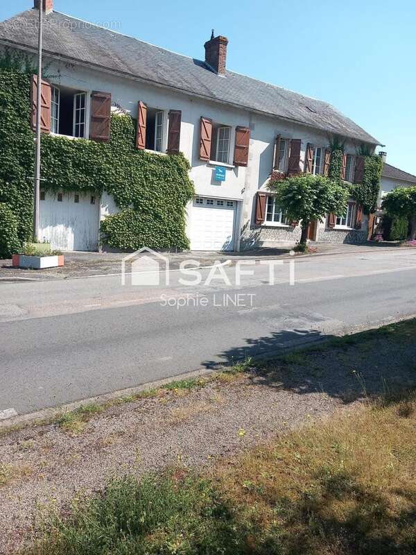 Maison 232 m² à Gajoubert  - photo 2