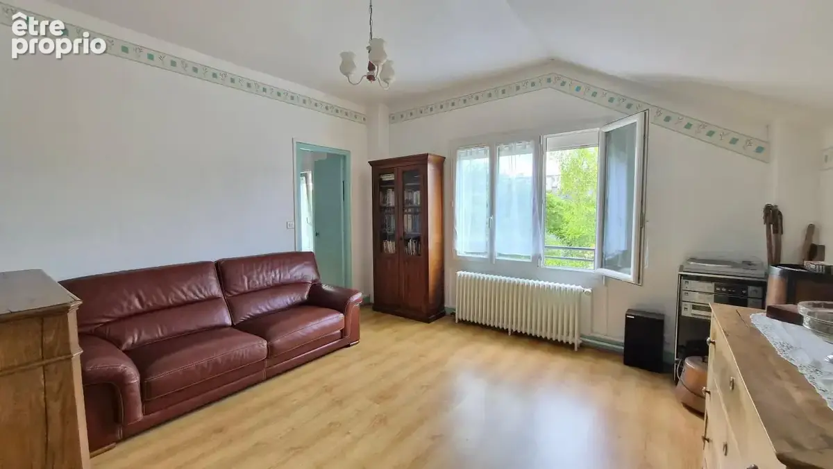 Viry Centre, T6, 116 m², sous sol, terrain 625 m², dépendance - photo 22