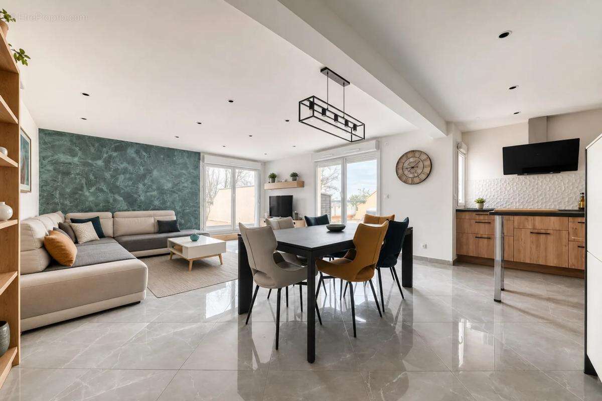 Appartement à IRIGNY