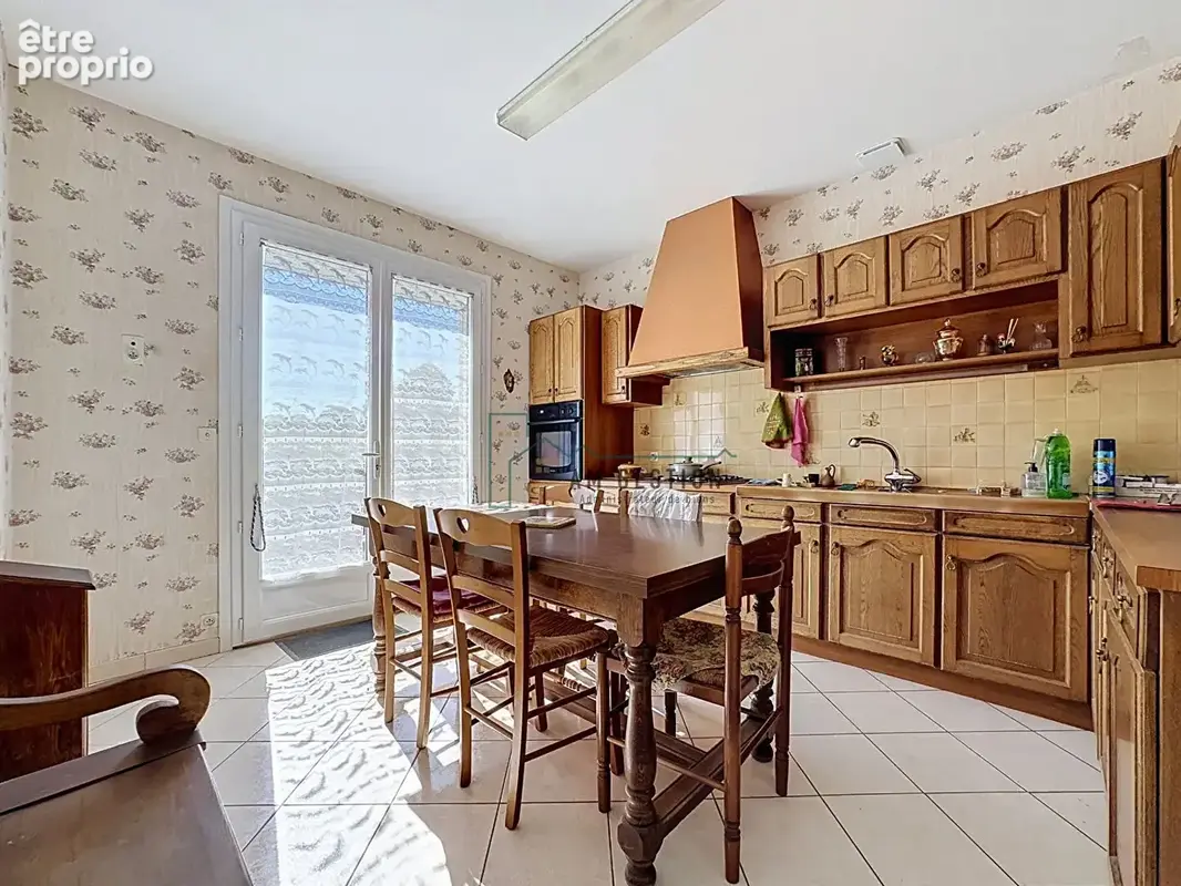 Entre Couzeix et Bellegarde ? Belle maison avec terrain de plus de 3 300 m², sans vis-à-vis - photo 8