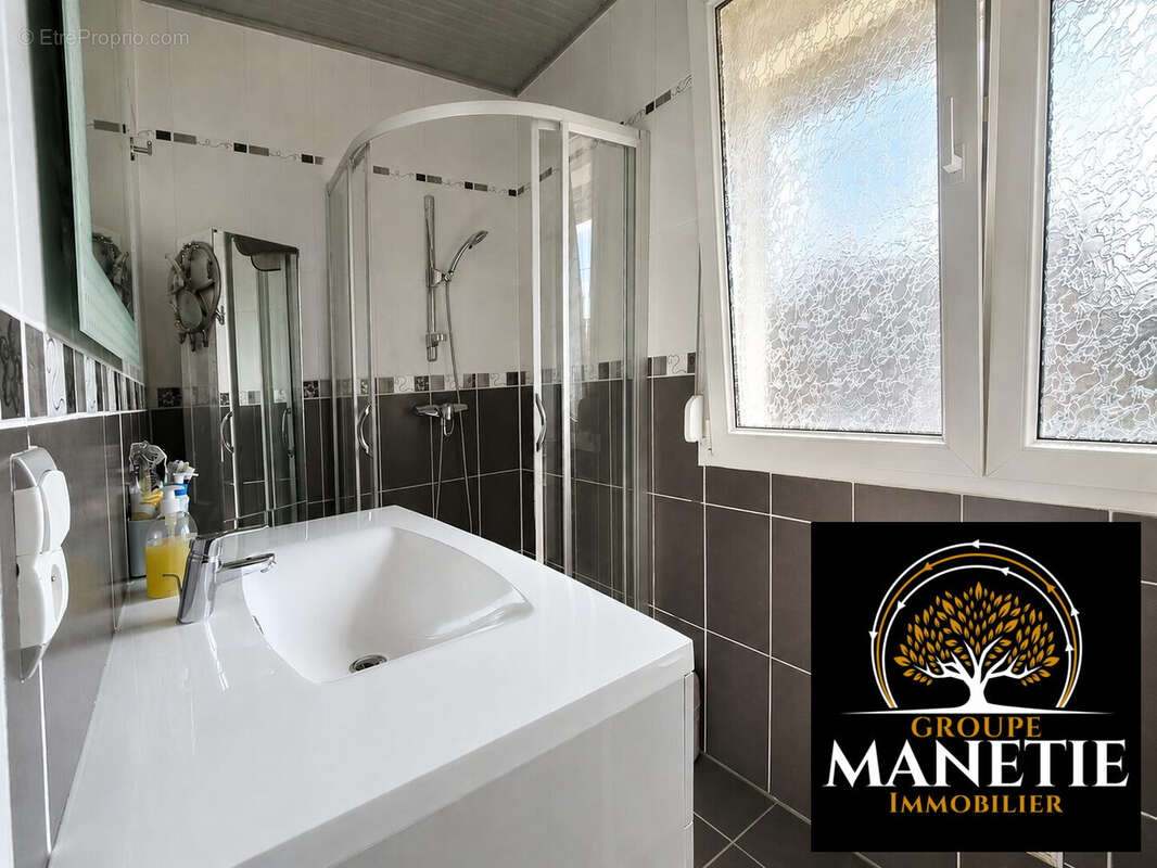 Maison 74 m² à Cuincy  - photo 6