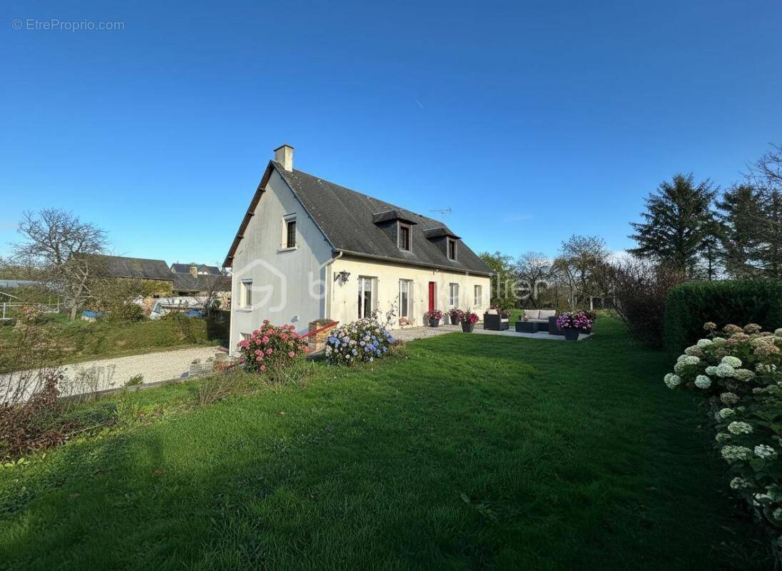 Maison à SAINT-JEAN-DU-CORAIL