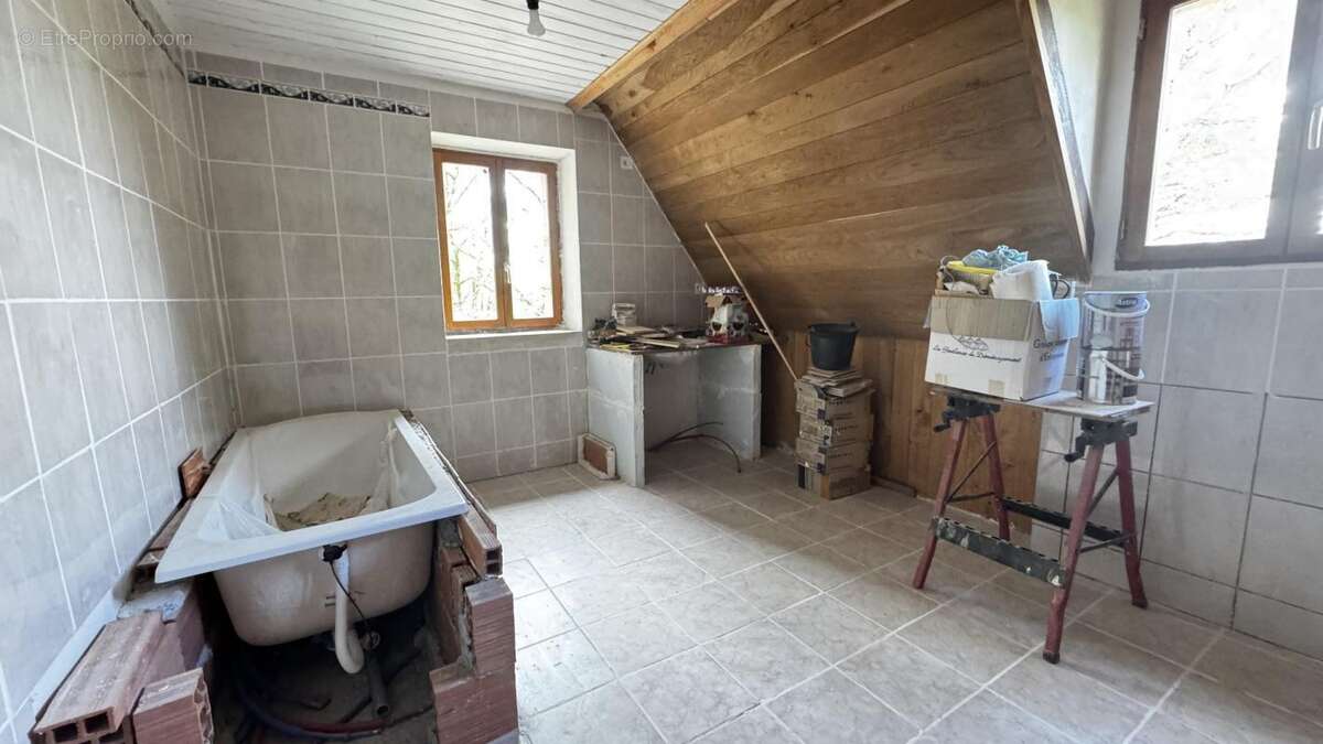 Maison à LIMOGNE-EN-QUERCY