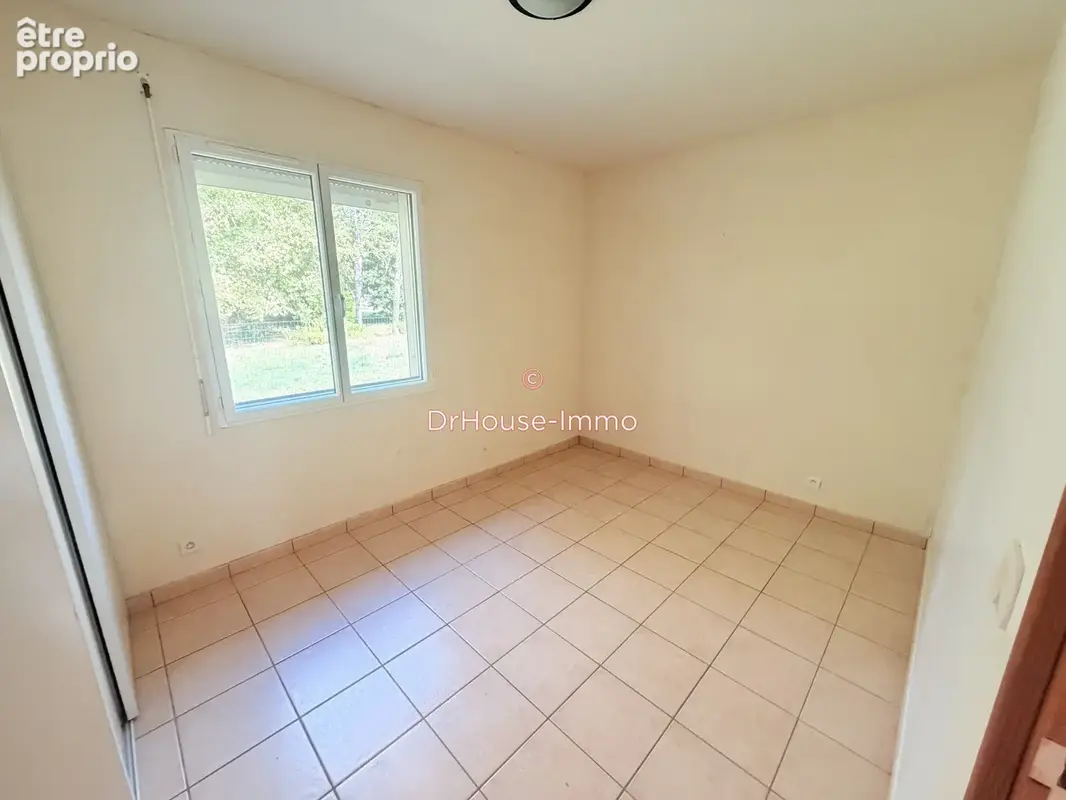 Maison 8 pièces 160 m² à vendre à Lesparre-Medoc (33340) - photo 4