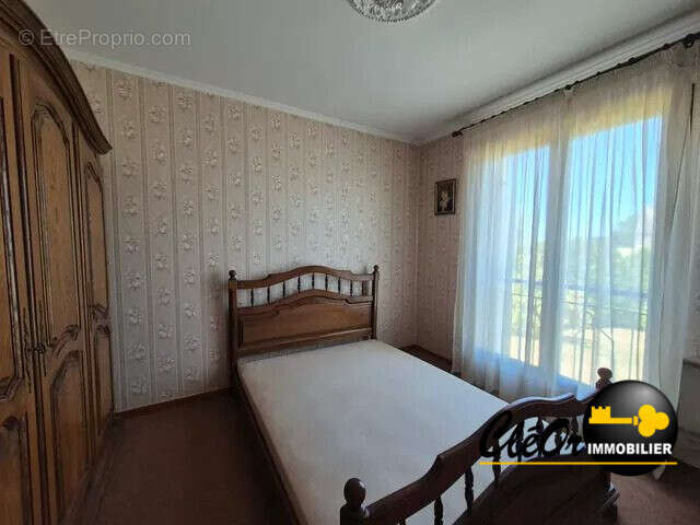 Maison 84 m² à Sassenay  - photo 6