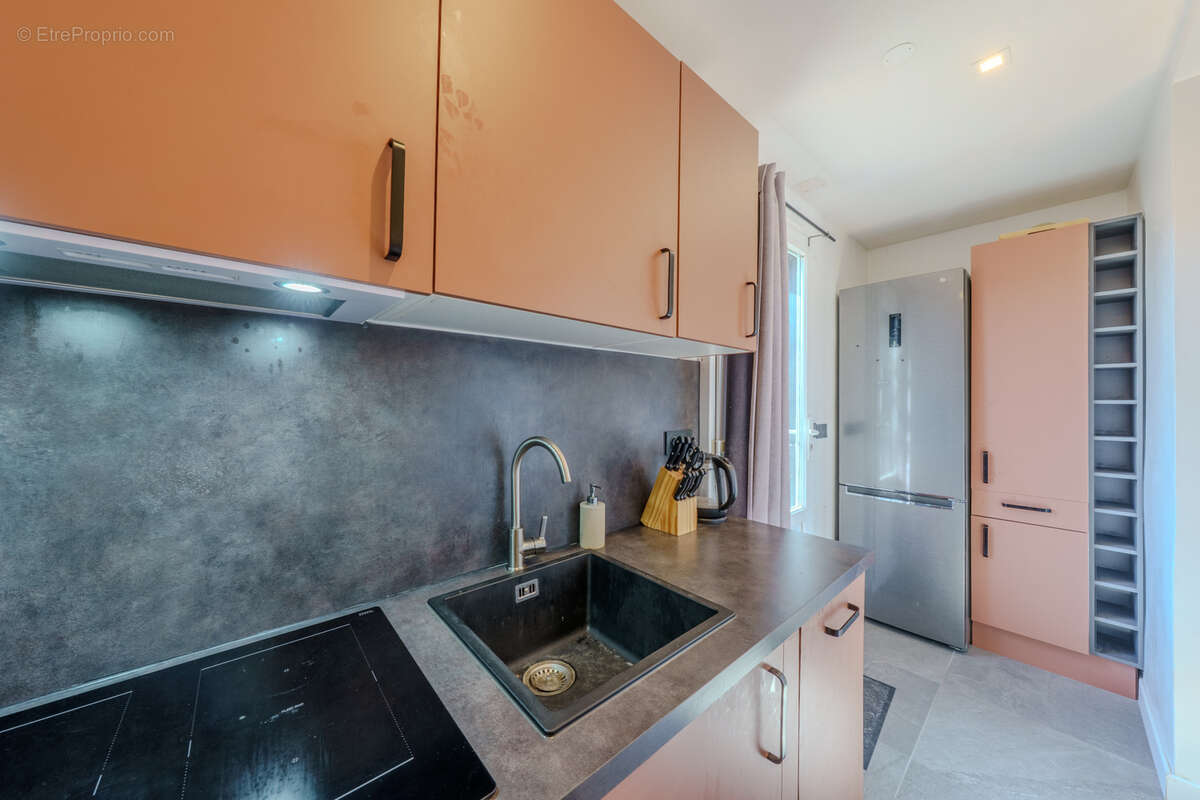 Exclusivité - Thonon Ouest - Appartement 2 pièces rénové avec terrasse - photo 5