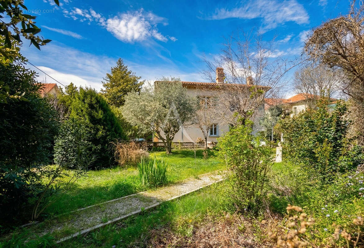 Maison à AIX-EN-PROVENCE