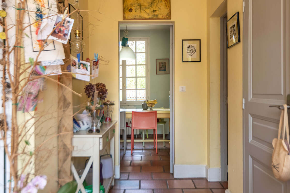 Maison à FARGUES-SAINT-HILAIRE