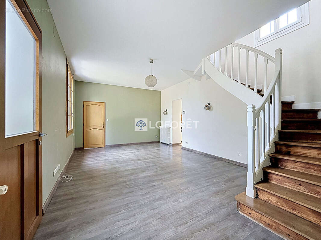 Maison Bois Guillaume 5 pièce(s) 109 m2 - photo 4
