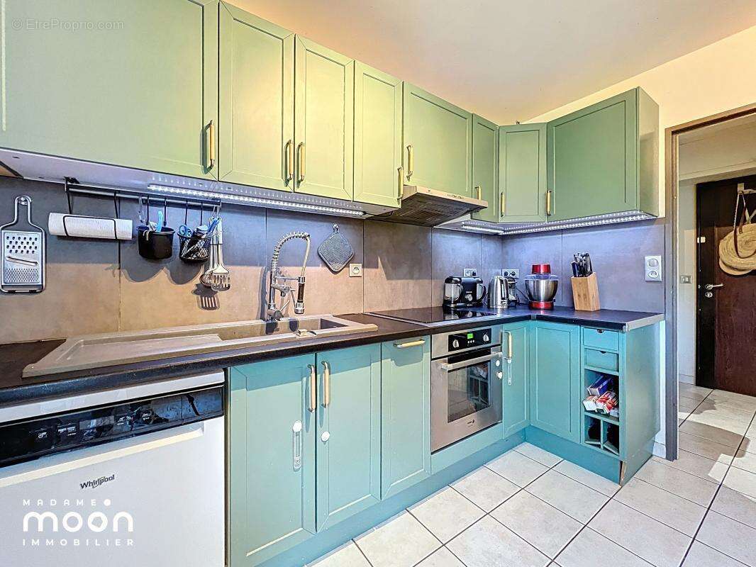 Appartement à OULLINS