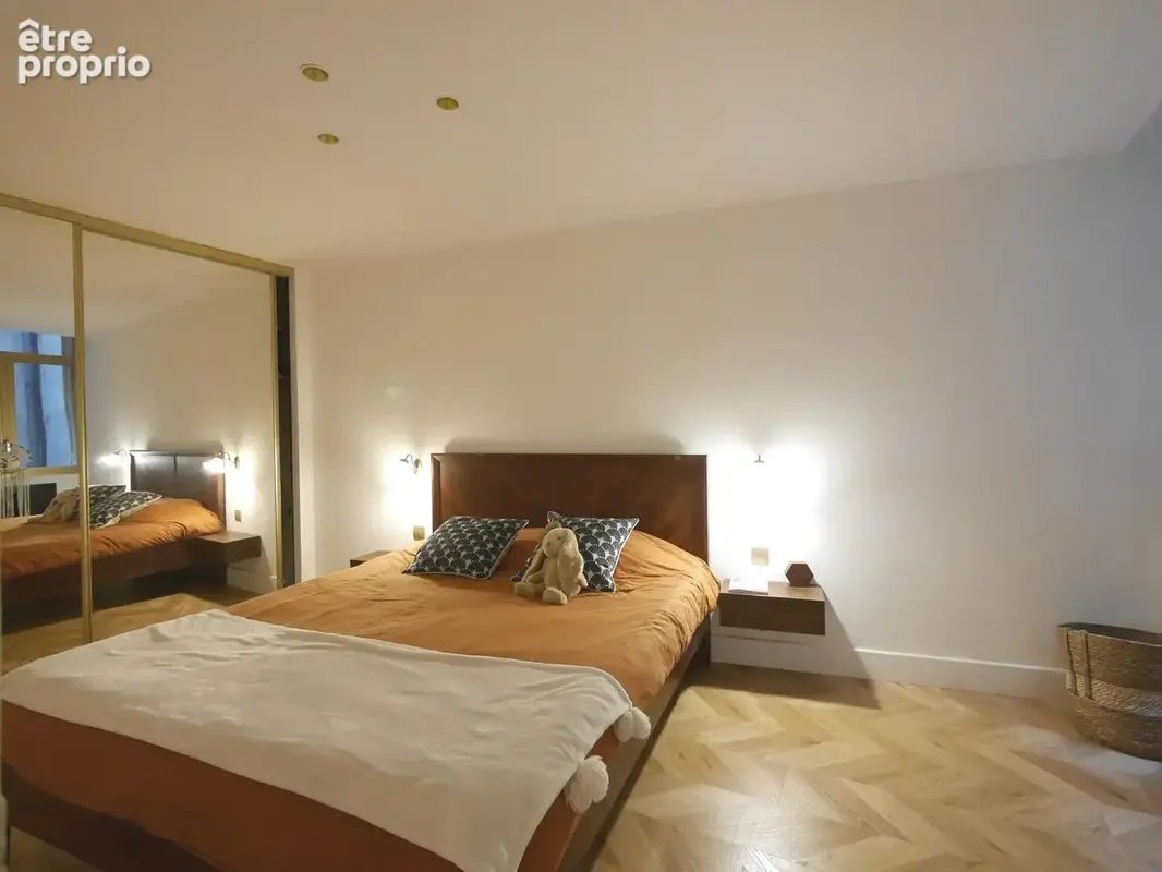 Chambre sur cour