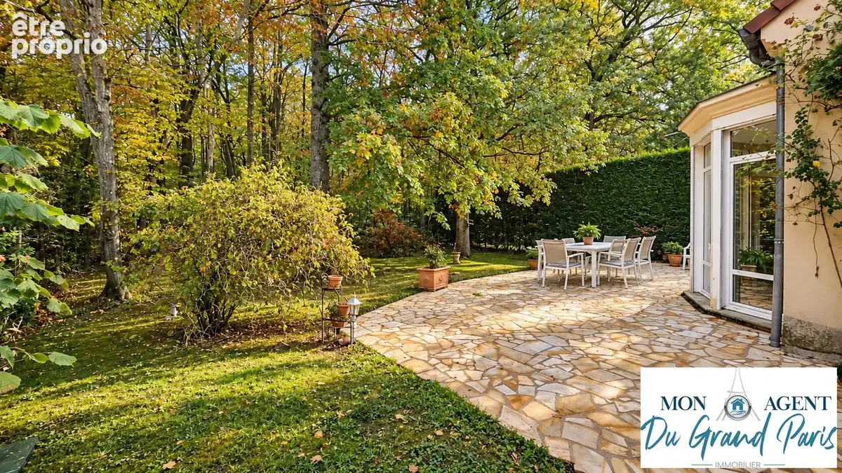 Maison familiale de 175m2 + Caves sur terrain de 1283m2 face foret - Magny Les Hameaux proche Voisins Le Bretonneux - photo 2